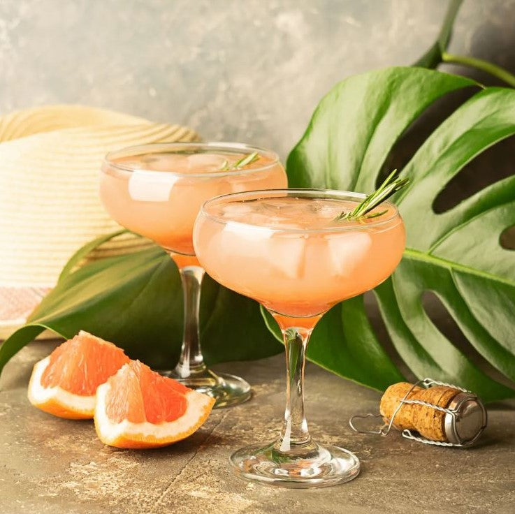 PINK CHAMPAGNE AND EXOTIC FRUITS FRAGRANCE PHOTO